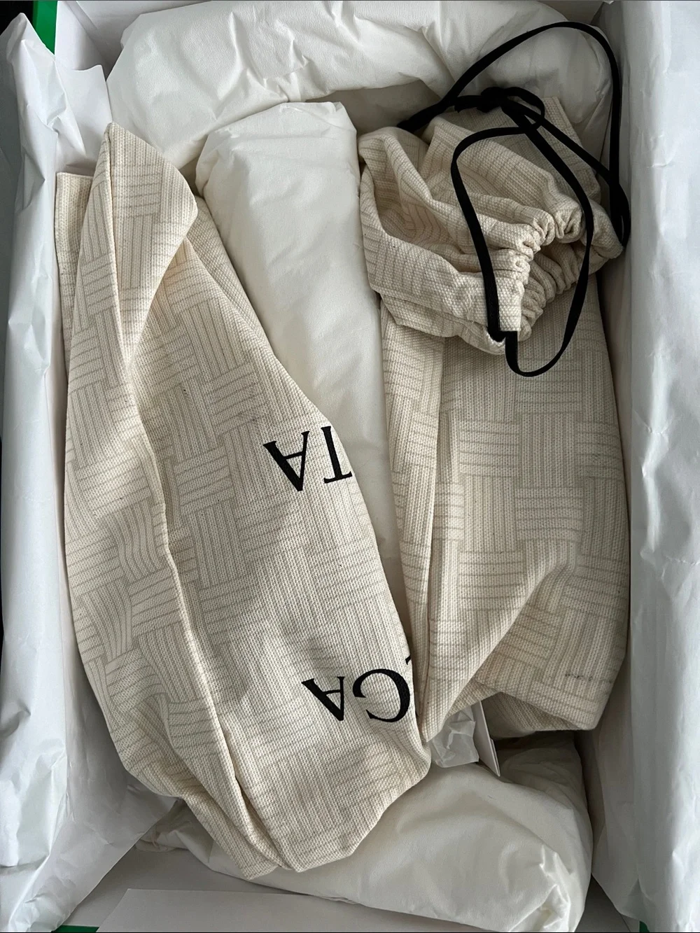 24 hr sale - Bottega Veneta Orbit Sneakers Gold-White - 37